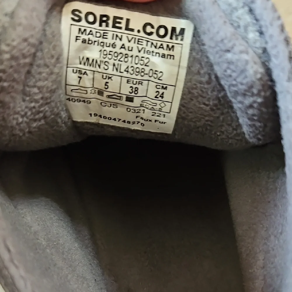 Sorel Womens Weatherproof Gray Sneakers - Picture 8 of 9